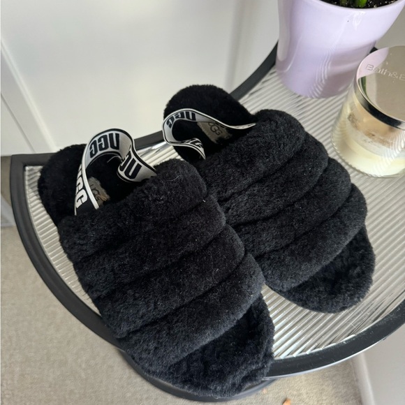 UGG slippers - Picture 2 of 4